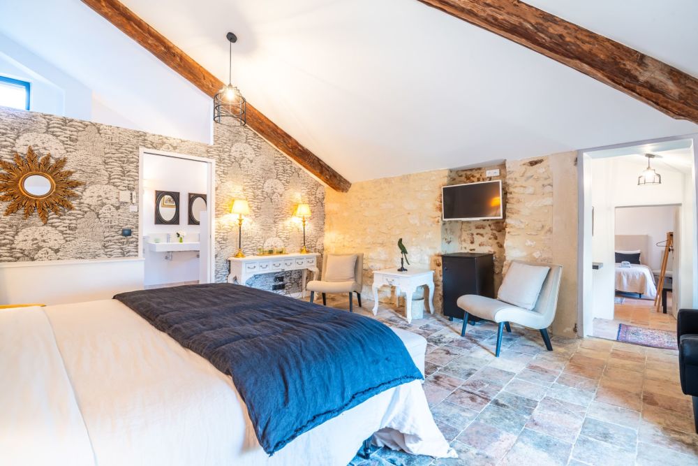 Photographs of Mas des Pêchers villa in Provence - Image 37 of 52