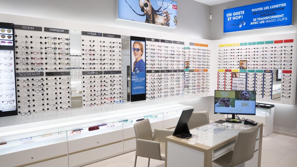 Magasin Opticien Rond-point Laurent Schwartz 78310 MAUREPAS intérieur