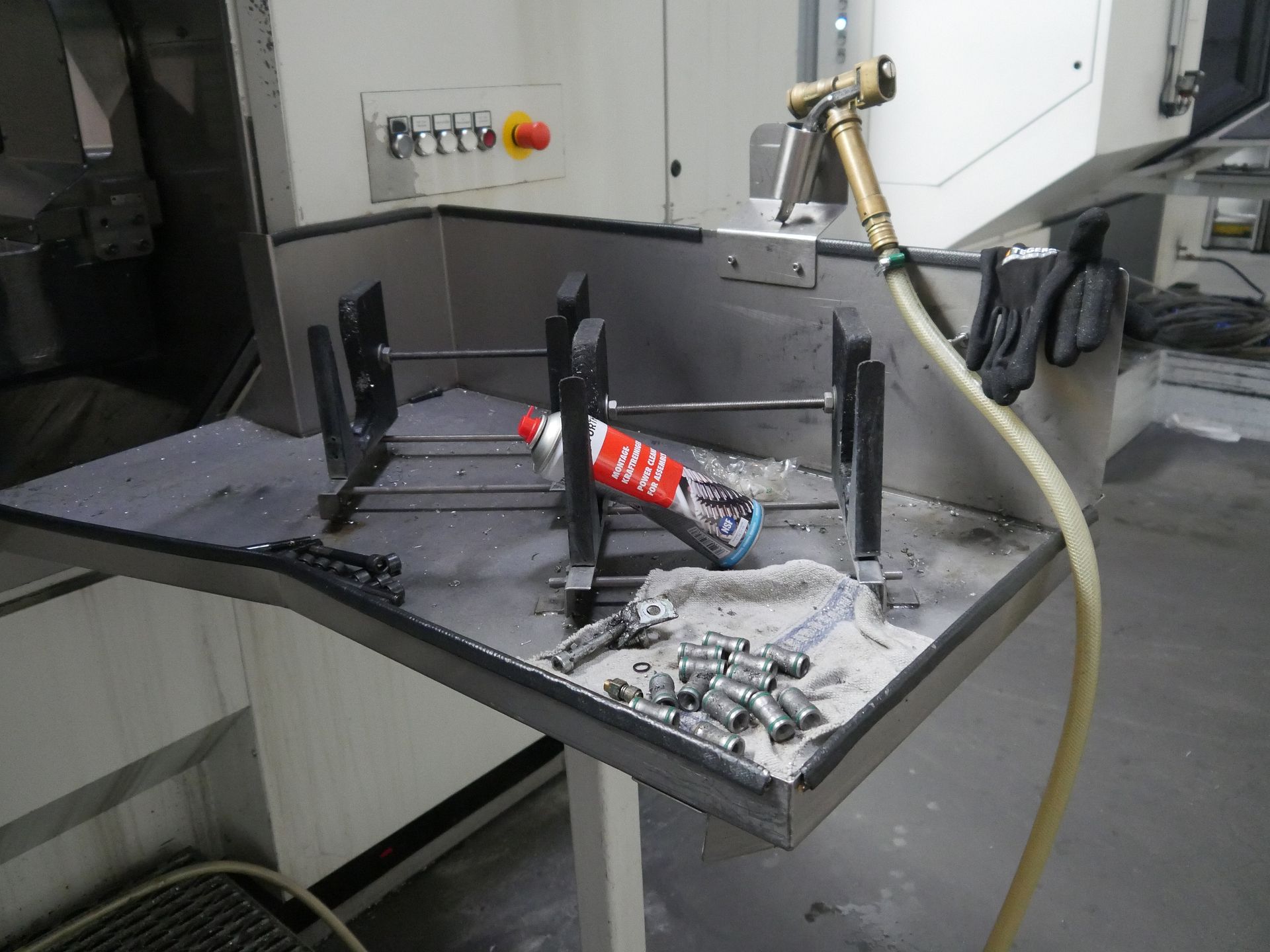 5-Axis Twin Spindle Machining Center-Licon - Image 3