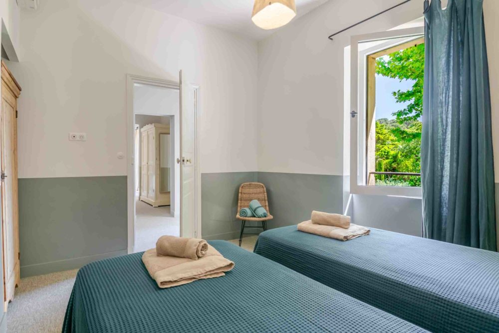 Photographs of Mas du Bien-Etre villa in Provence - Image 23 of 34