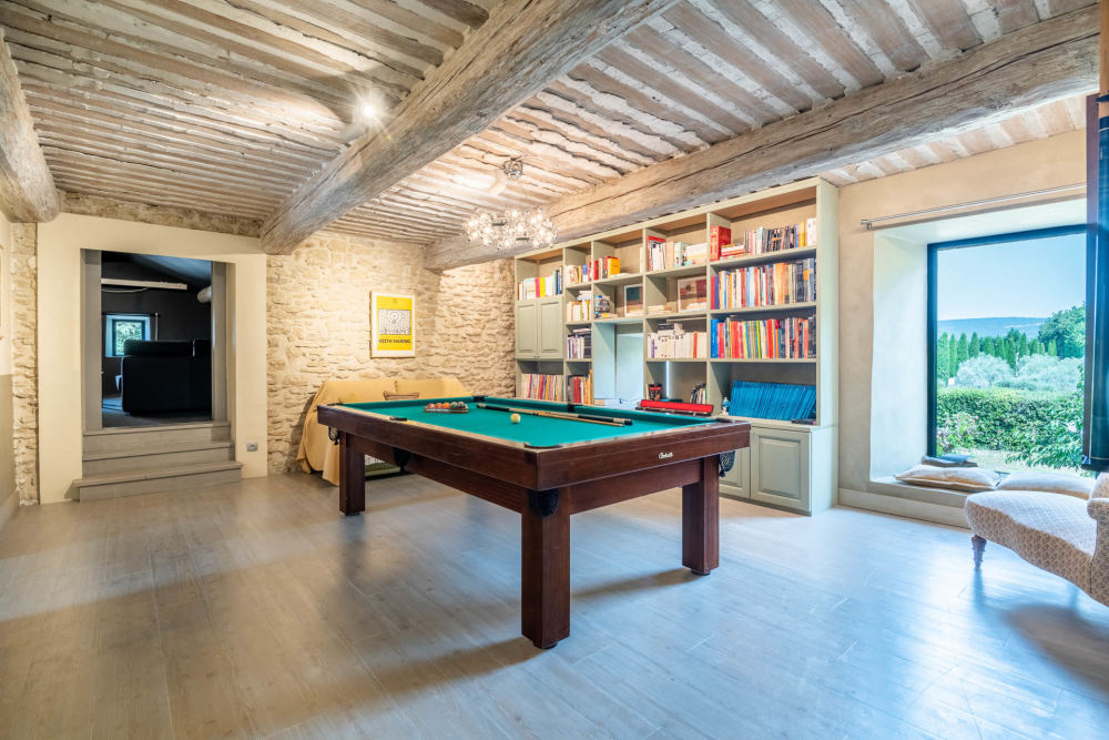 Photographs of Bastide de la Senancole villa in Provence - Image 45 of 52
