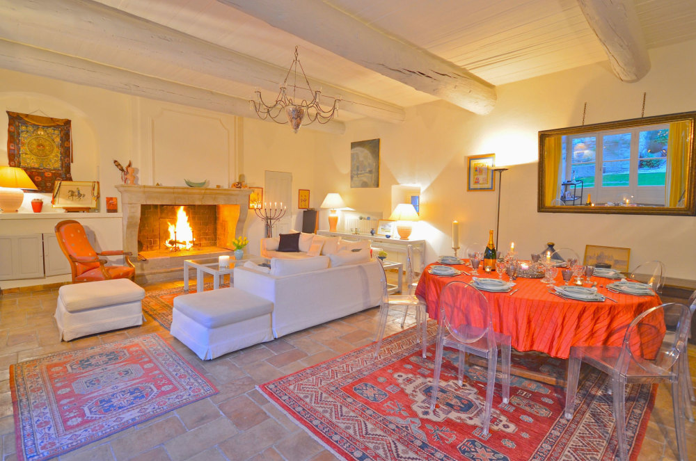 Photographs of La Cour villa in Provence - Image 5 of 34