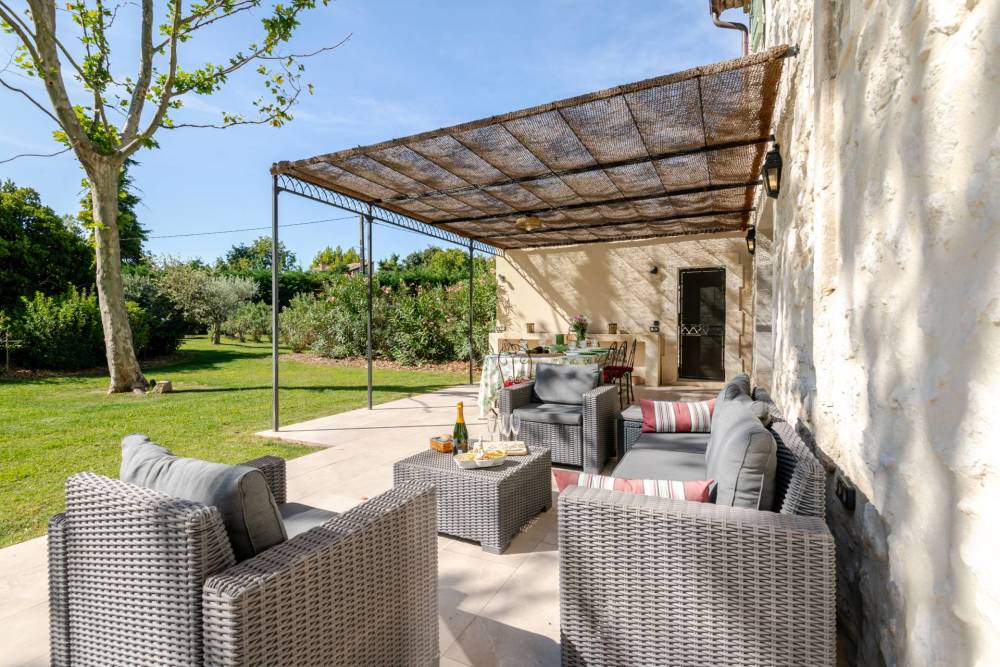 Photographs of Mas du Lauzange villa in Provence - Image 39 of 43
