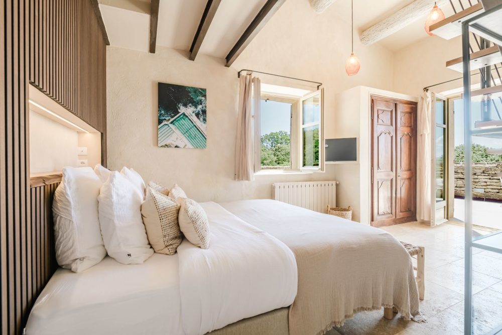 Photographs of Le Hameau de Sénanque villa in Provence - Image 36 of 60