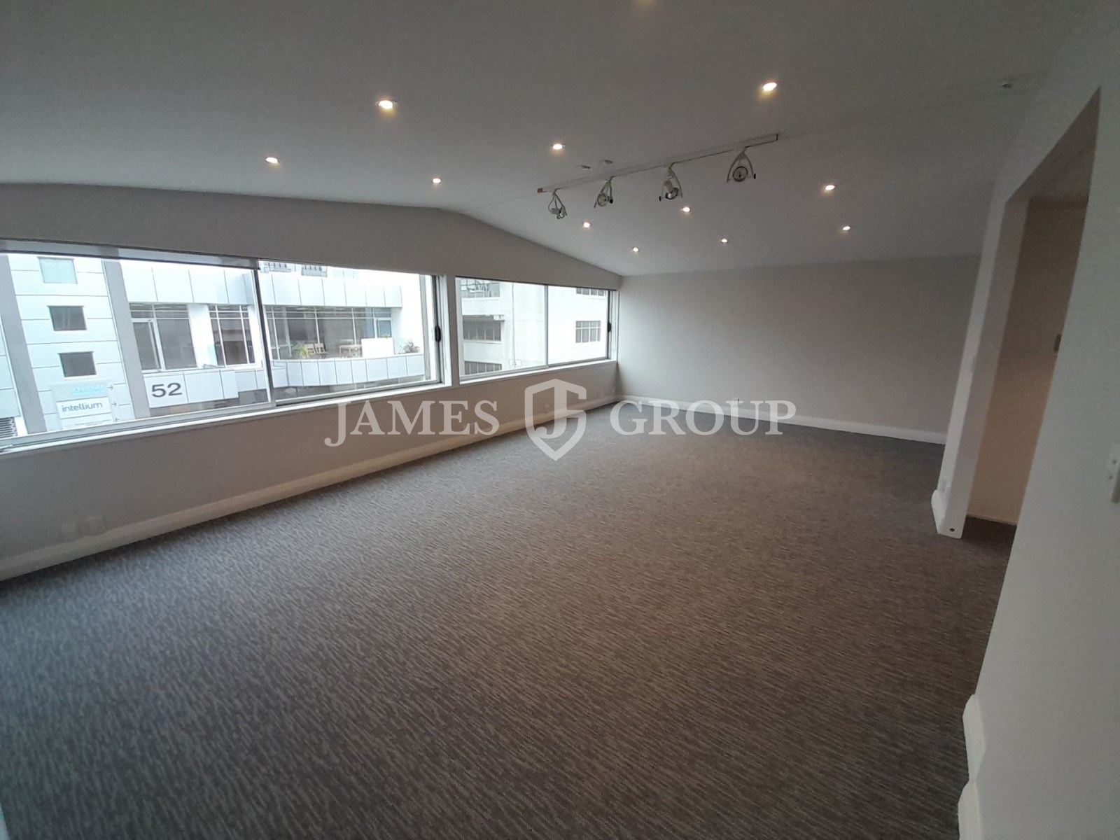 Versatile Eden Terrace Office + Secure Parking