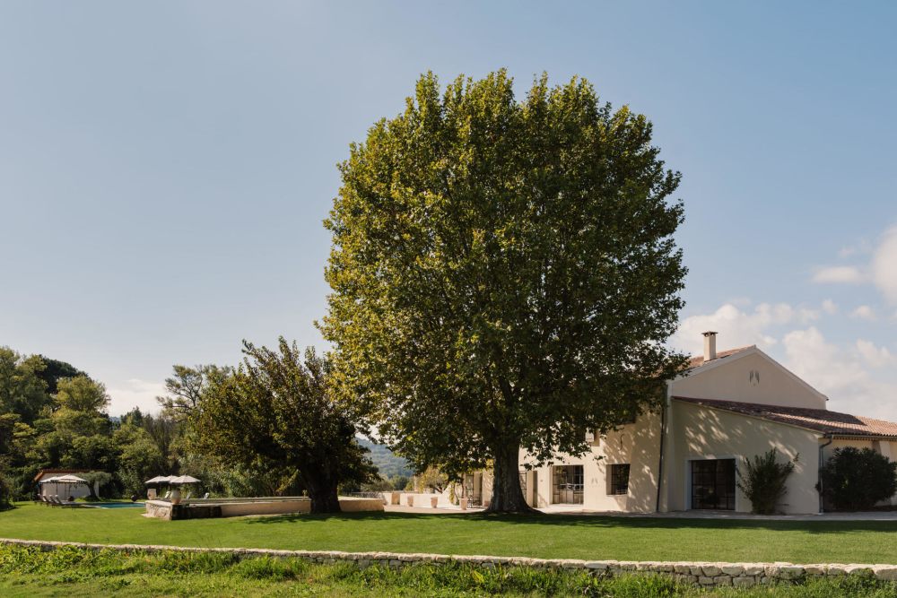 Photographs of New! Mas des Lumières villa in Provence - Image 32 of 40