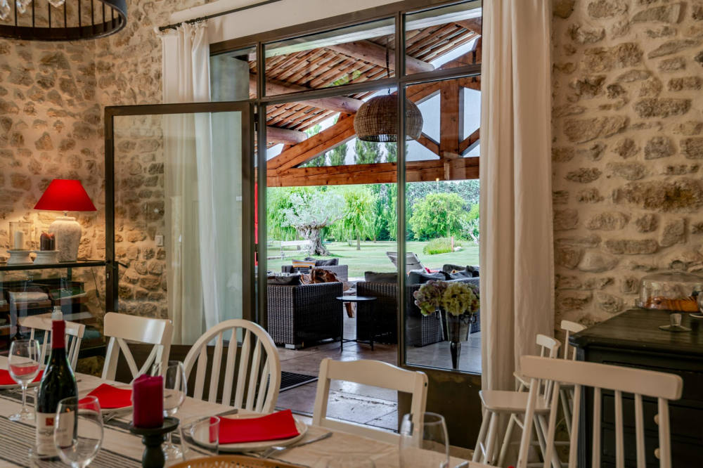 Photographs of Mas de Velorgues villa in Provence - Image 13 of 58