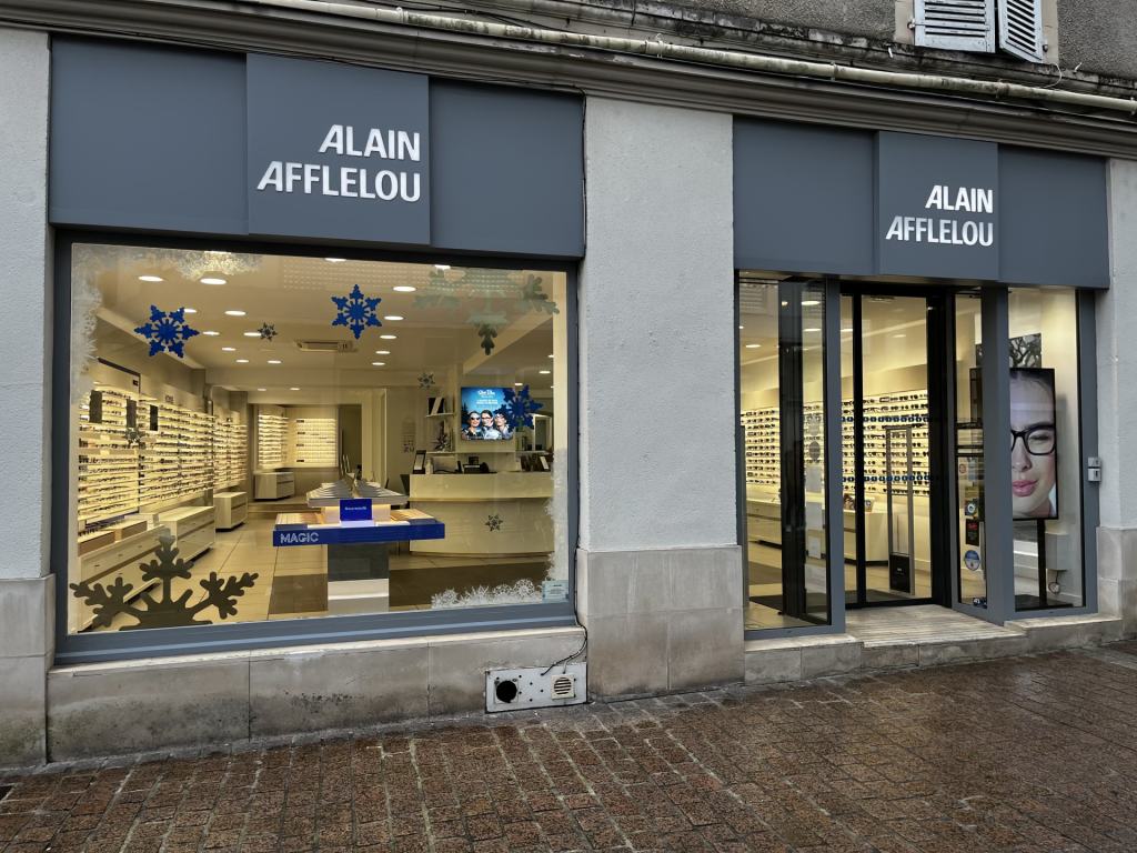 Magasin Opticien 6 place Saint Cyran 36000 CHÂTEAUROUX