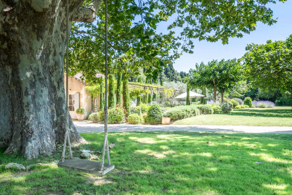 Photographs of Mas du Cardinal villa in Provence - Image 47 of 49