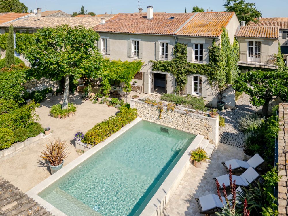 Photographs of Mas du Poète villa in Provence - Image 1 of 39