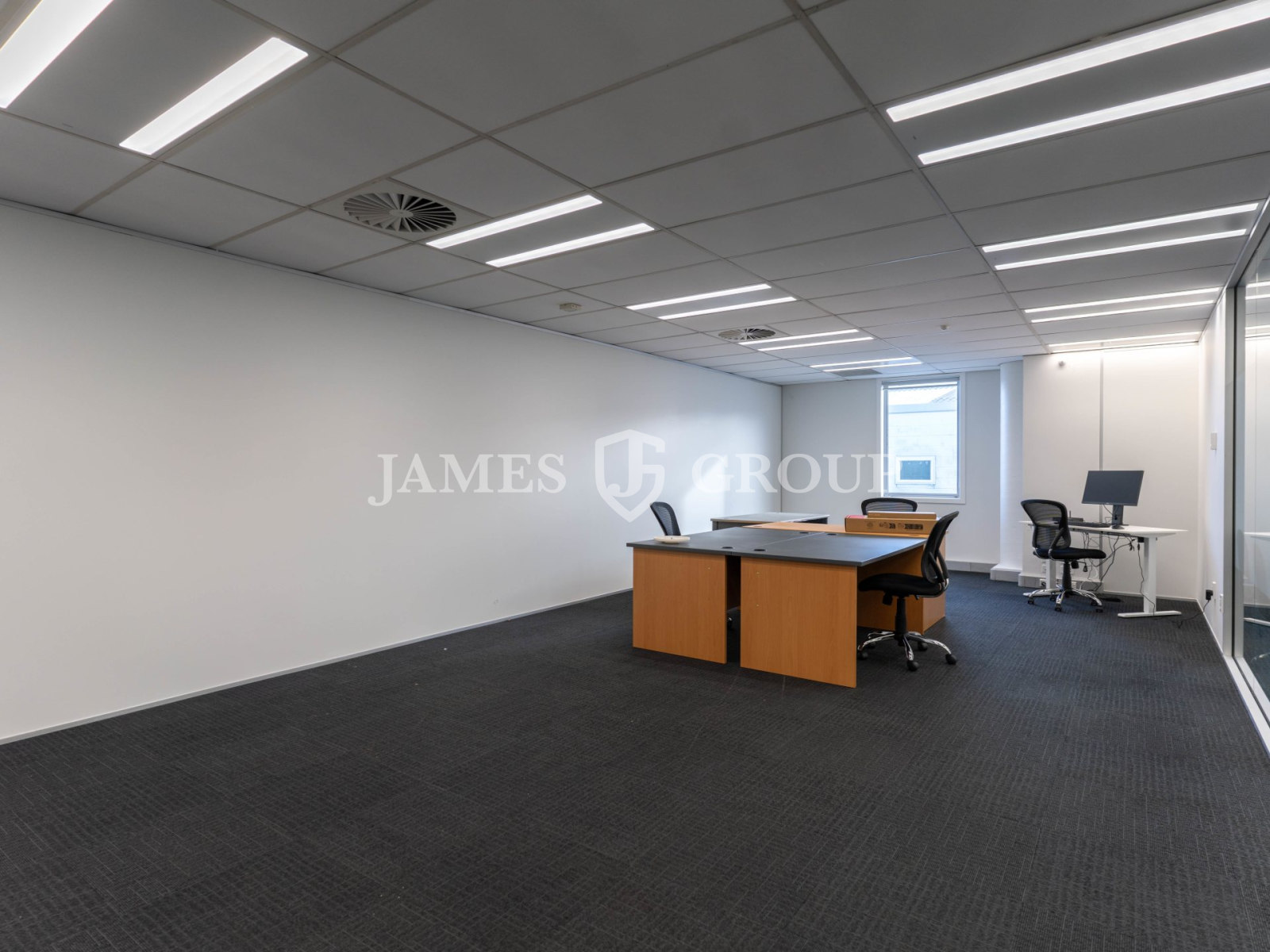 Prime Office Space + High Exposure | 985sqm