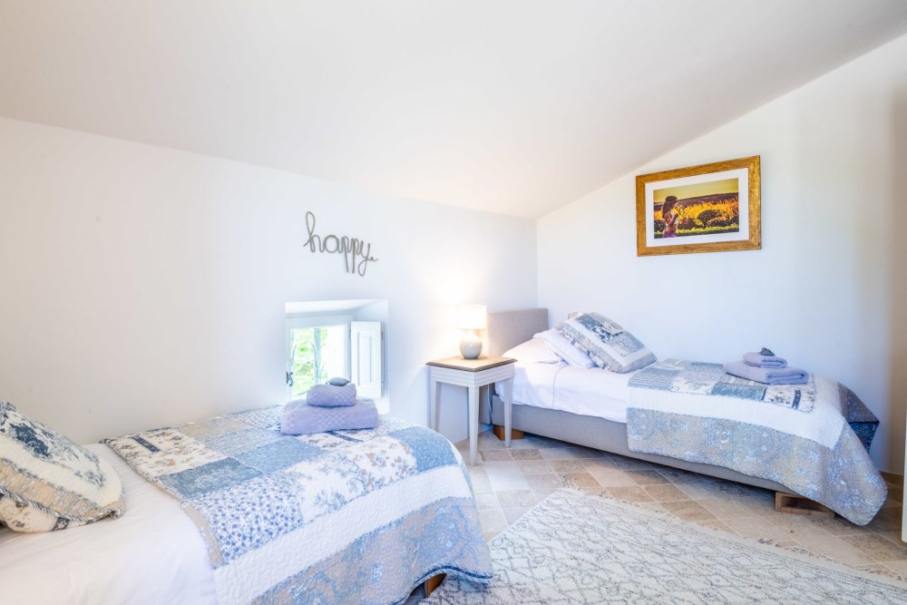 Photographs of Les Vignes villa in Provence - Image 32 of 46