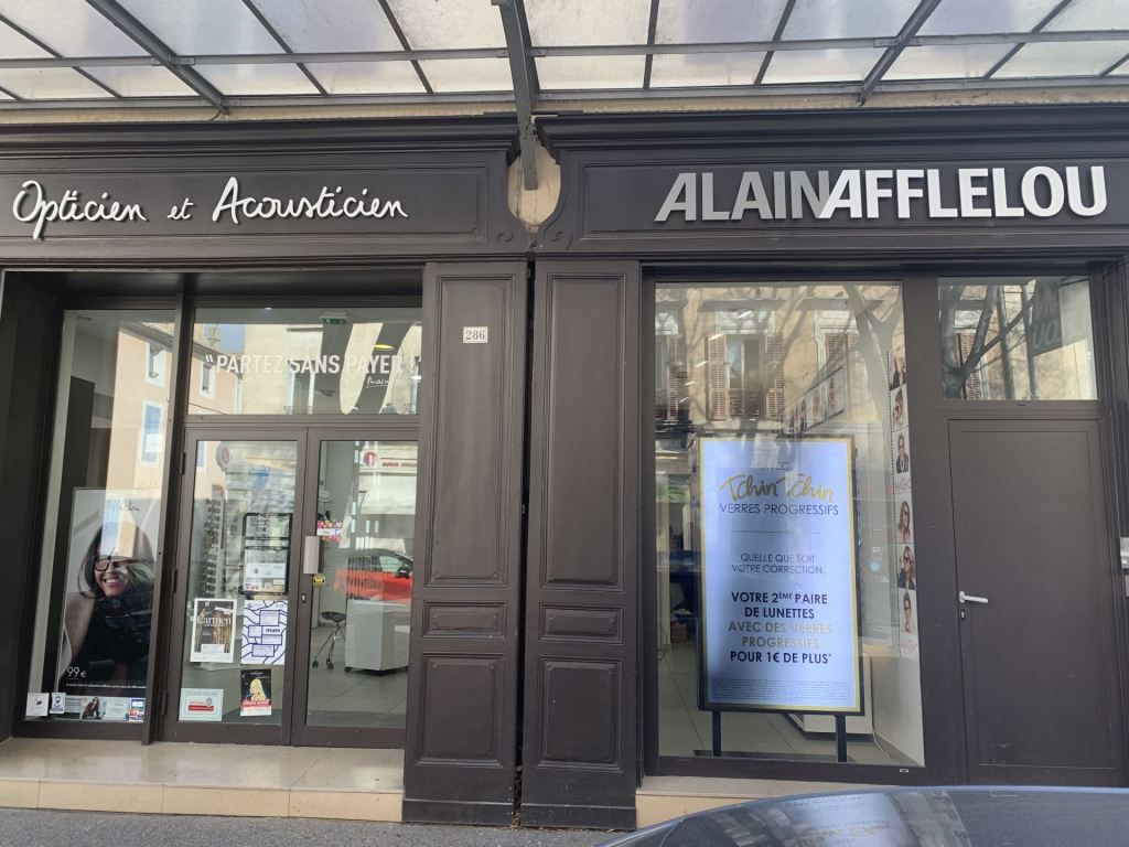 Magasin audioprothesiste 286 cours Bournissac 84300 CAVAILLON extérieur