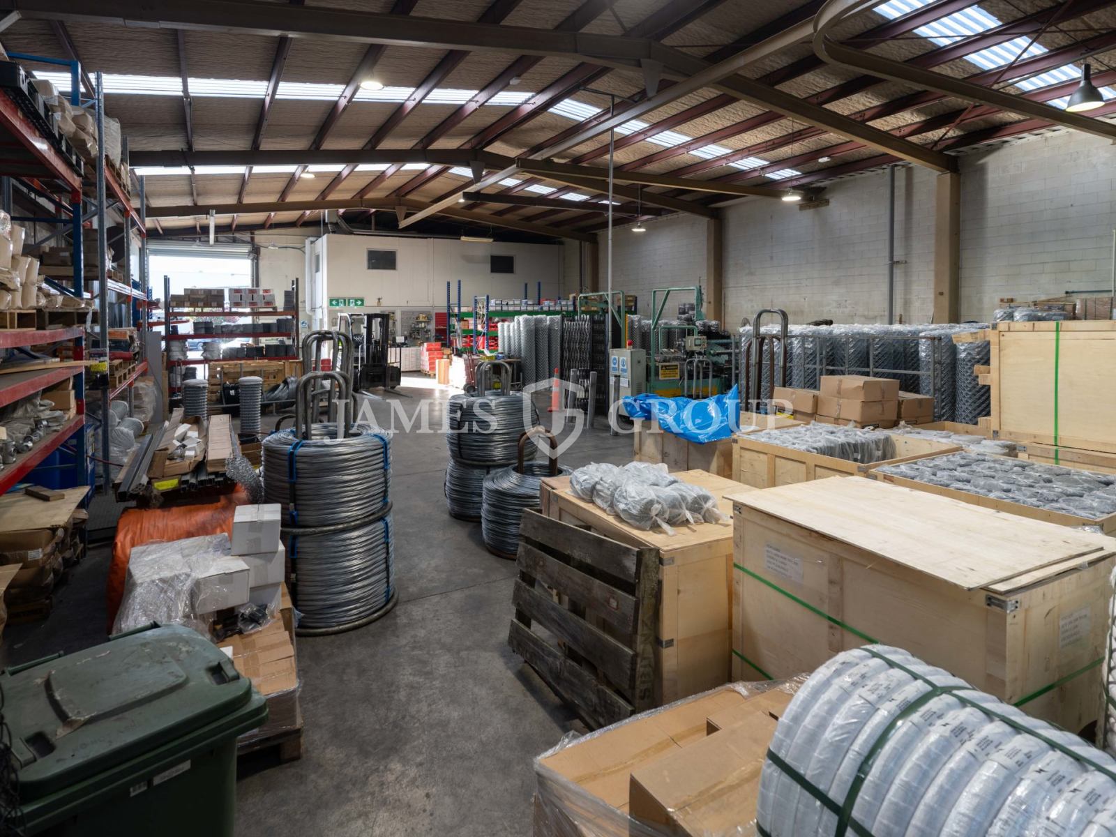 Cost-effective With Dual Access & Yard | 1,291m²