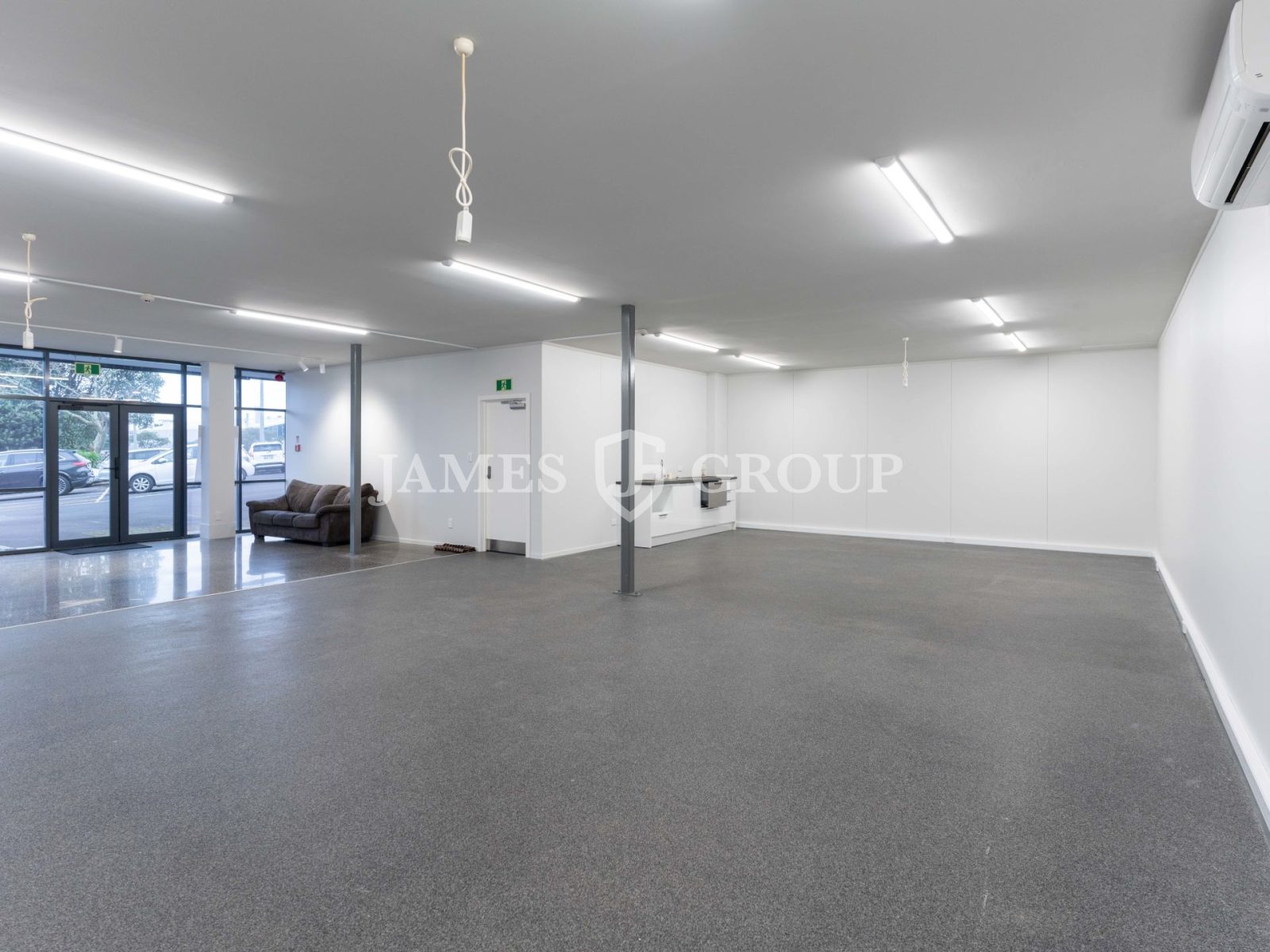 Rare Pristine Open Plan Space In Kingsland
