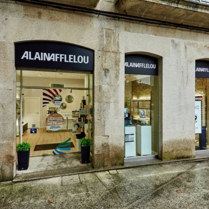Tienda Óptico Plaza Bugallal, 10 36860 PONTEAREAS