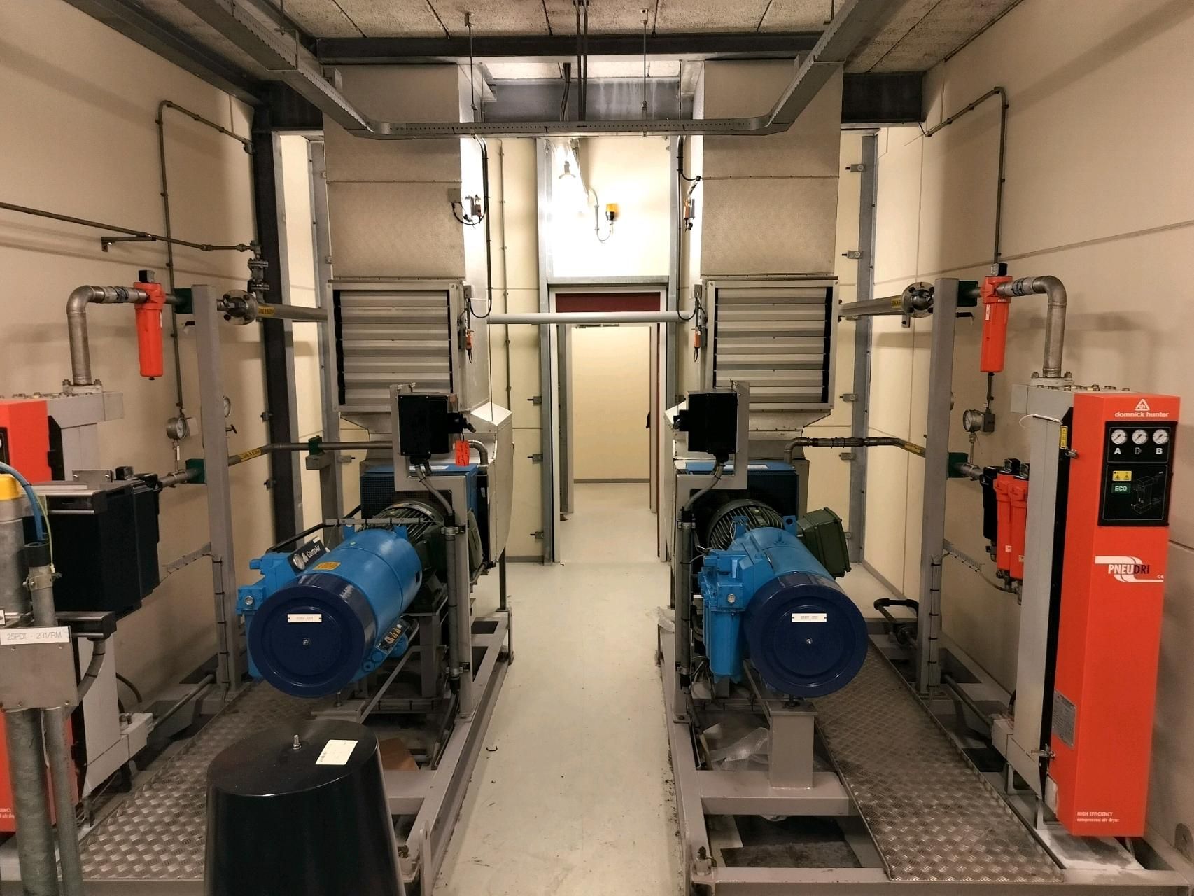Compressors with dryers-Hydrovane - Image 2