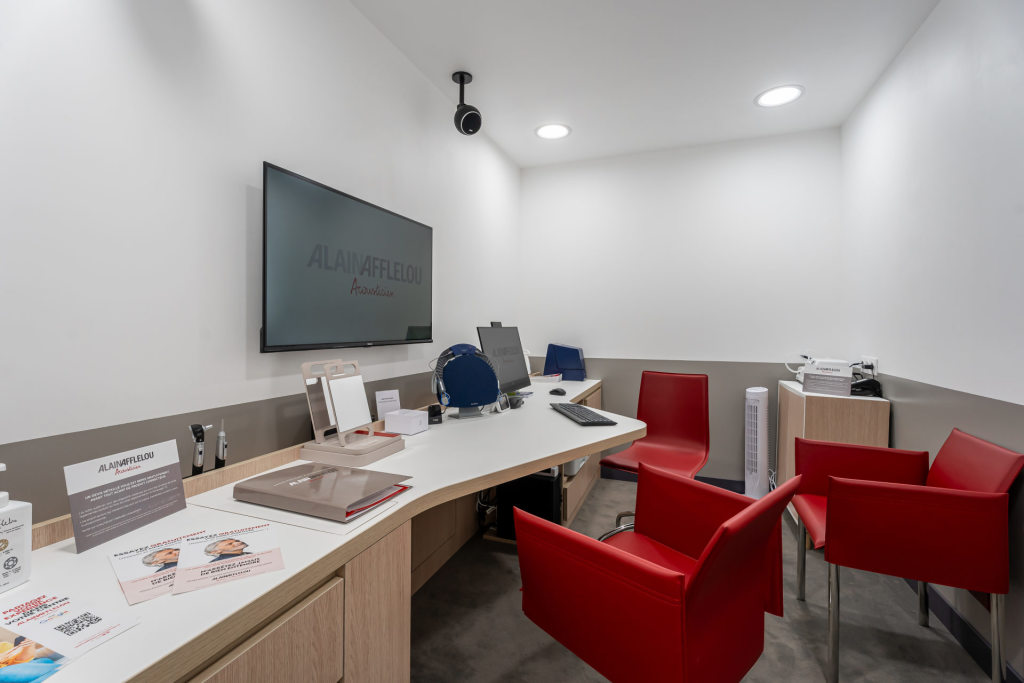 Magasin audioprothesiste 5 Rue Duguesclin 35170 BRUZ intérieur