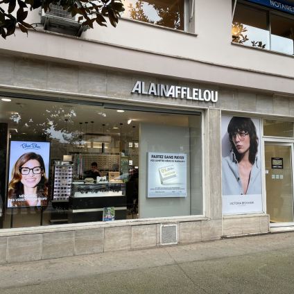 Magasin Opticien 4 place du Maréchal Juin 06140 VENCE