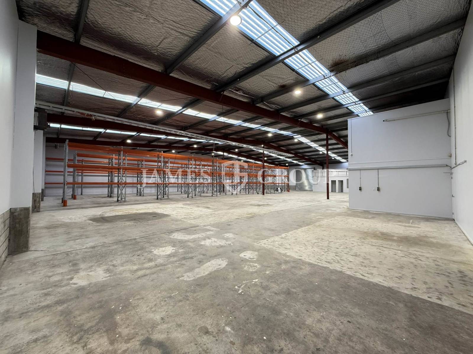 Versatile Industrial Warehouse | 1,502m²