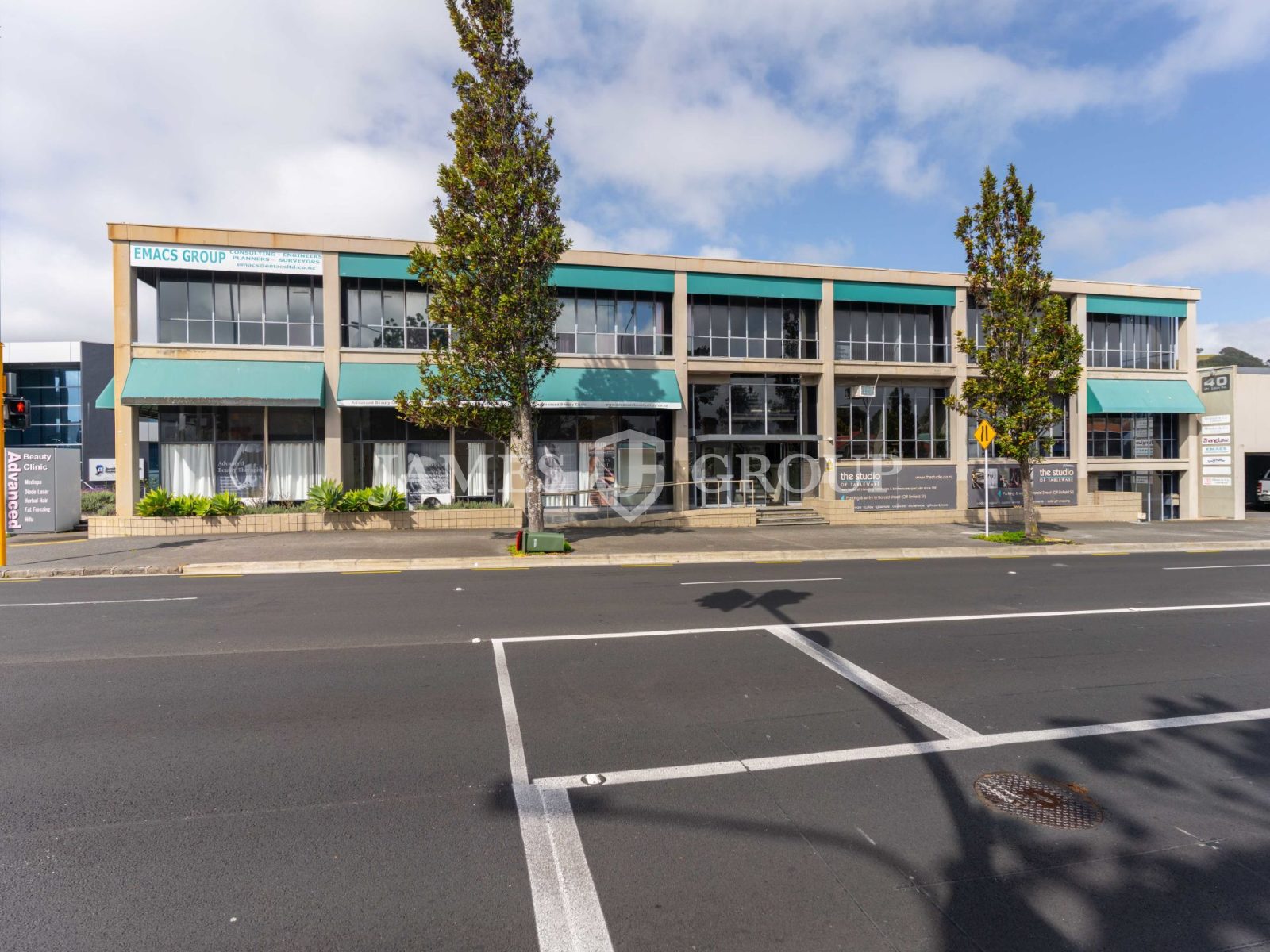 High-profile Office 150m² With Natural Light