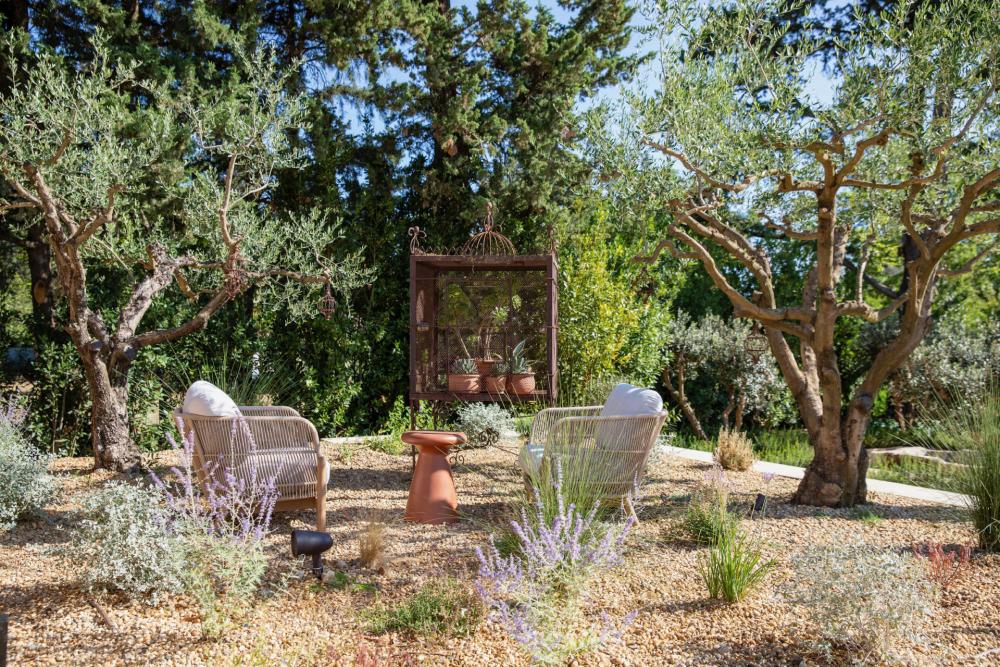 Photographs of Domaine des Murmures villa in Provence - Image 38 of 52