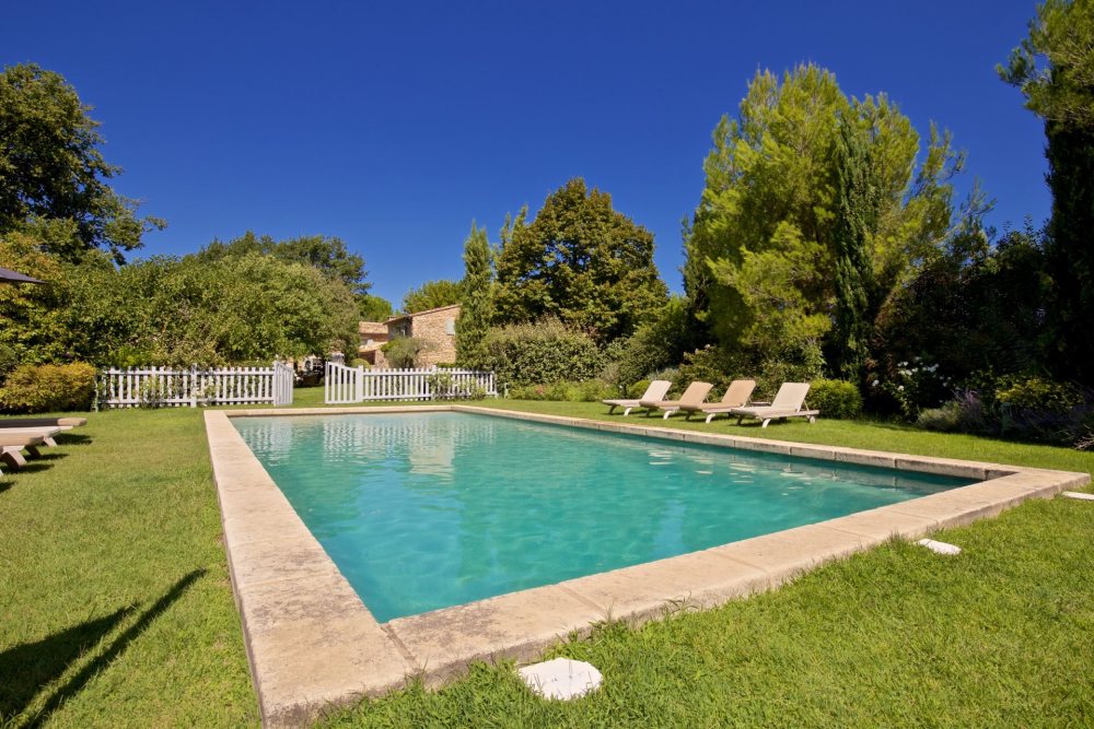 Photographs of Mas Santoline villa in Provence - Image 3 of 34