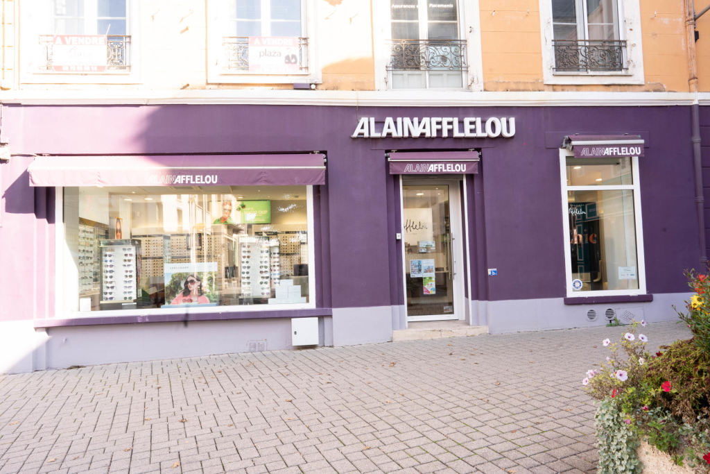 Magasin Opticien 56 rue Victoire de la Marne 52000 CHAUMONT extérieur