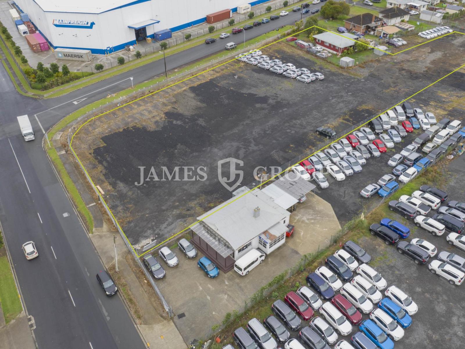8,550m² Westney Yard With Services