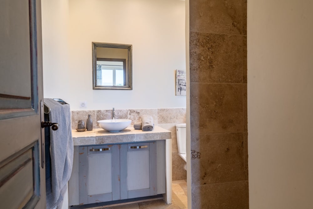 Photographs of La Charmerie villa in Provence - Image 26 of 35