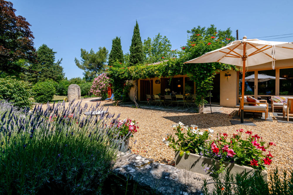 Photographs of Mas de la Plume villa in Provence - Image 3 of 39
