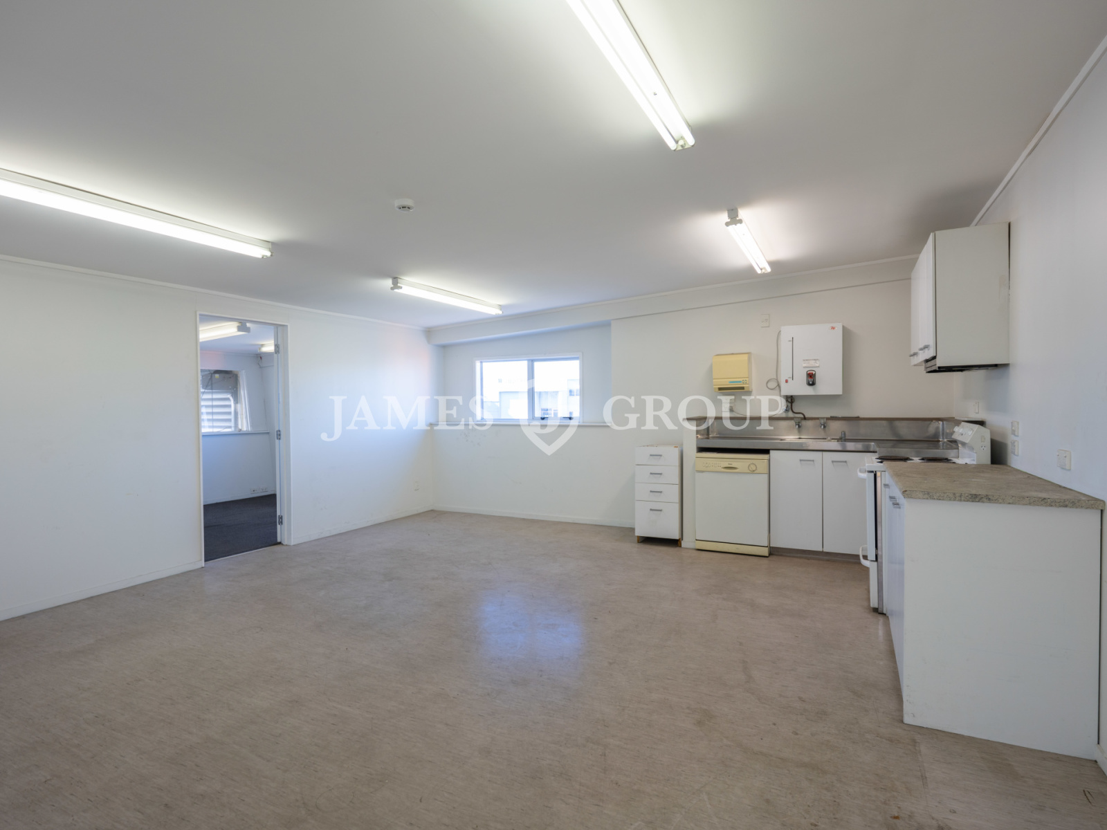 Rosebank Warehouse + Front Parking + Rear Yard