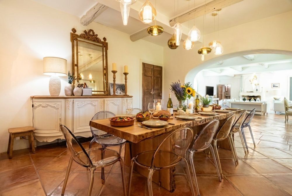Photographs of Mas des Papillons villa in Provence - Image 10 of 45