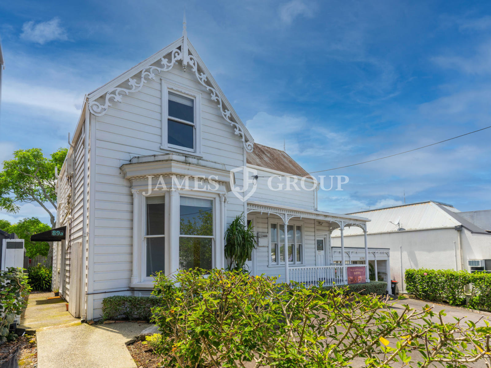 Move-in Ready Office In Prime Location