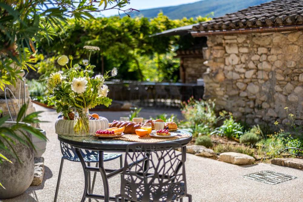 Photographs of Mas de la Salamandre villa in Provence - Image 56 of 57