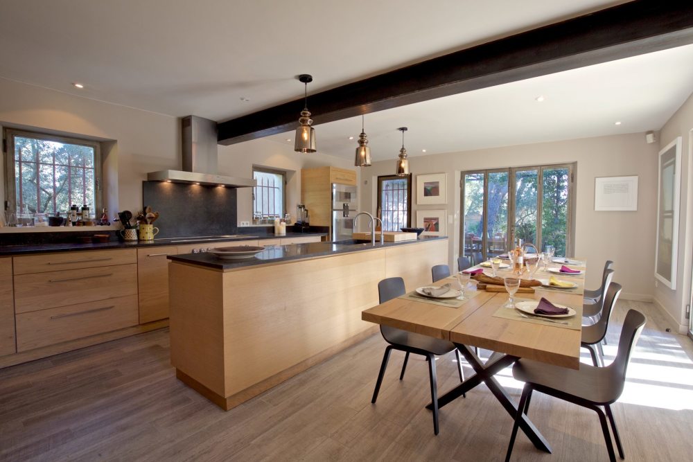 Photographs of Mas des Randonneurs villa in Provence - Image 6 of 41