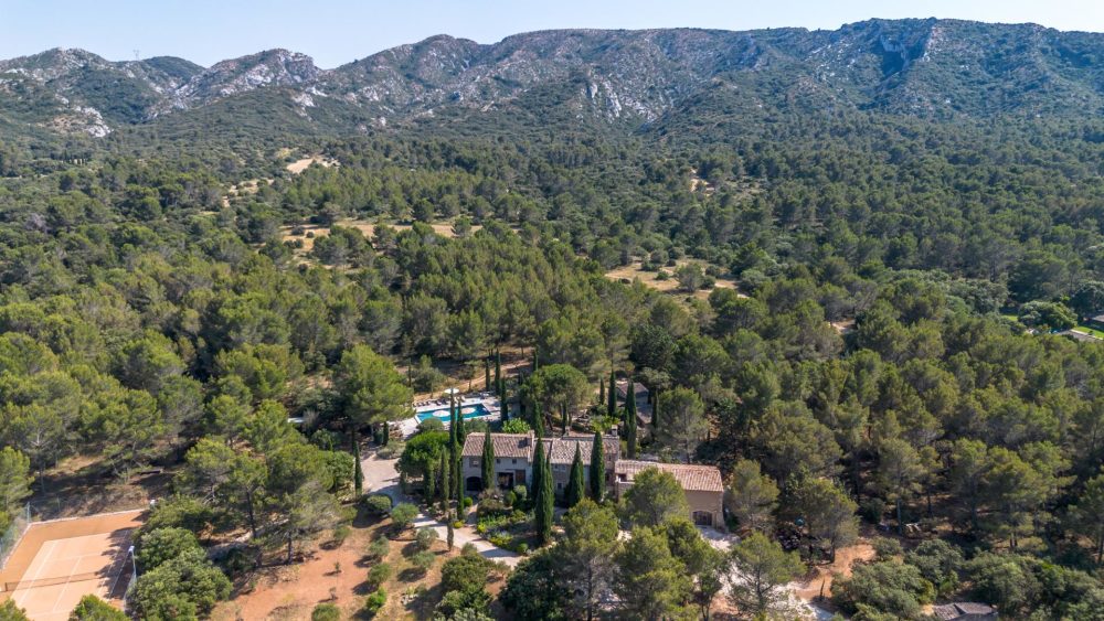 Photographs of Le Mas d’Eygalieres villa in Provence - Image 38 of 60