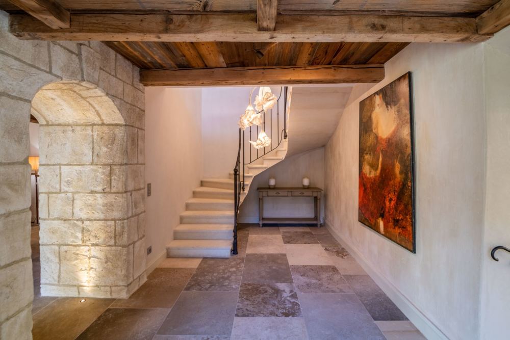 Photographs of Mas des Constellations villa in Provence - Image 39 of 49