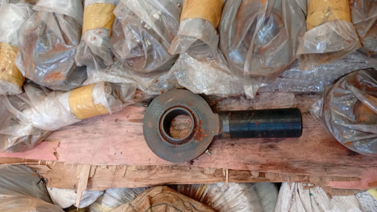 Lot with Shafts, Pulleys and Various Industrial Connections