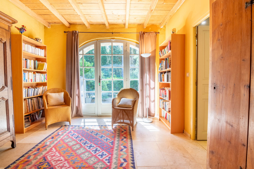 Photographs of Mas de Montolivet villa in Provence - Image 34 of 42