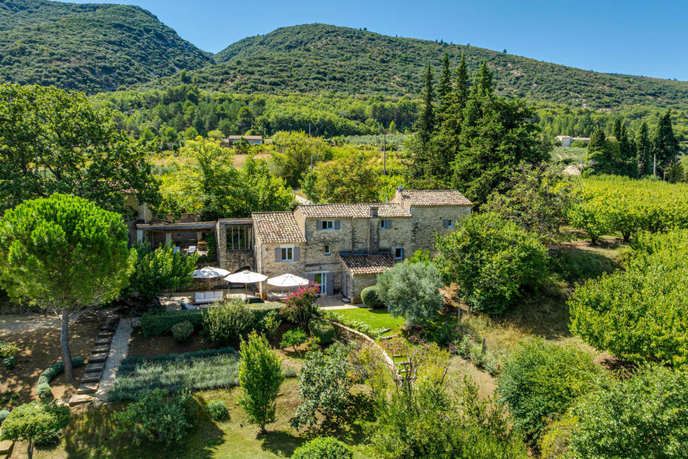 Photographs of Le Refuge de Provence villa in Provence - Image 5 of 40