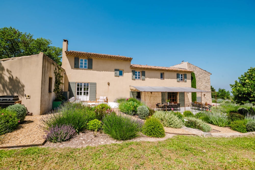 Photographs of Mas Ambre villa in Provence - Image 28 of 51