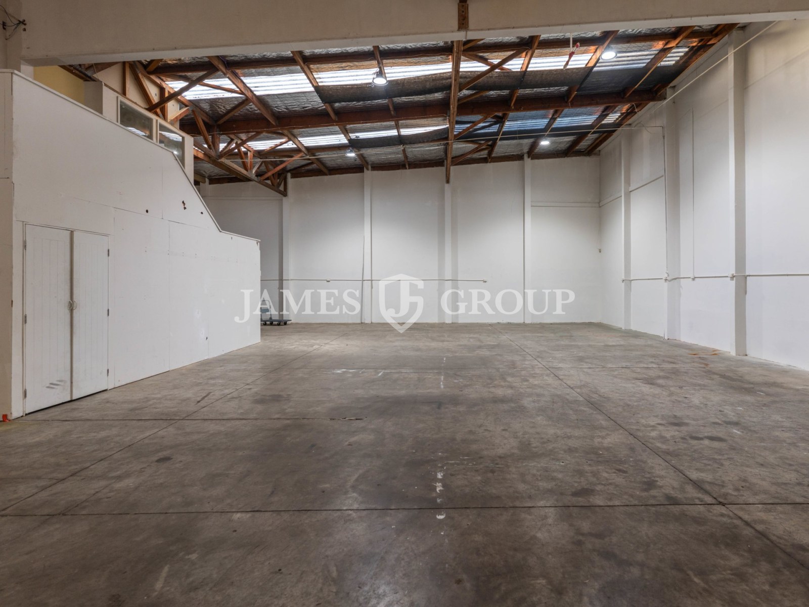 Affordable Secure Unit | Dual Roller Door