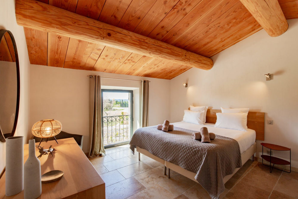 Photographs of Mas Helios villa in Provence - Image 16 of 44