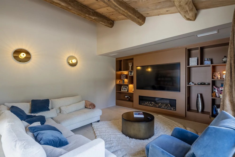 Photographs of Mas des Crêtes villa in Provence - Image 13 of 41