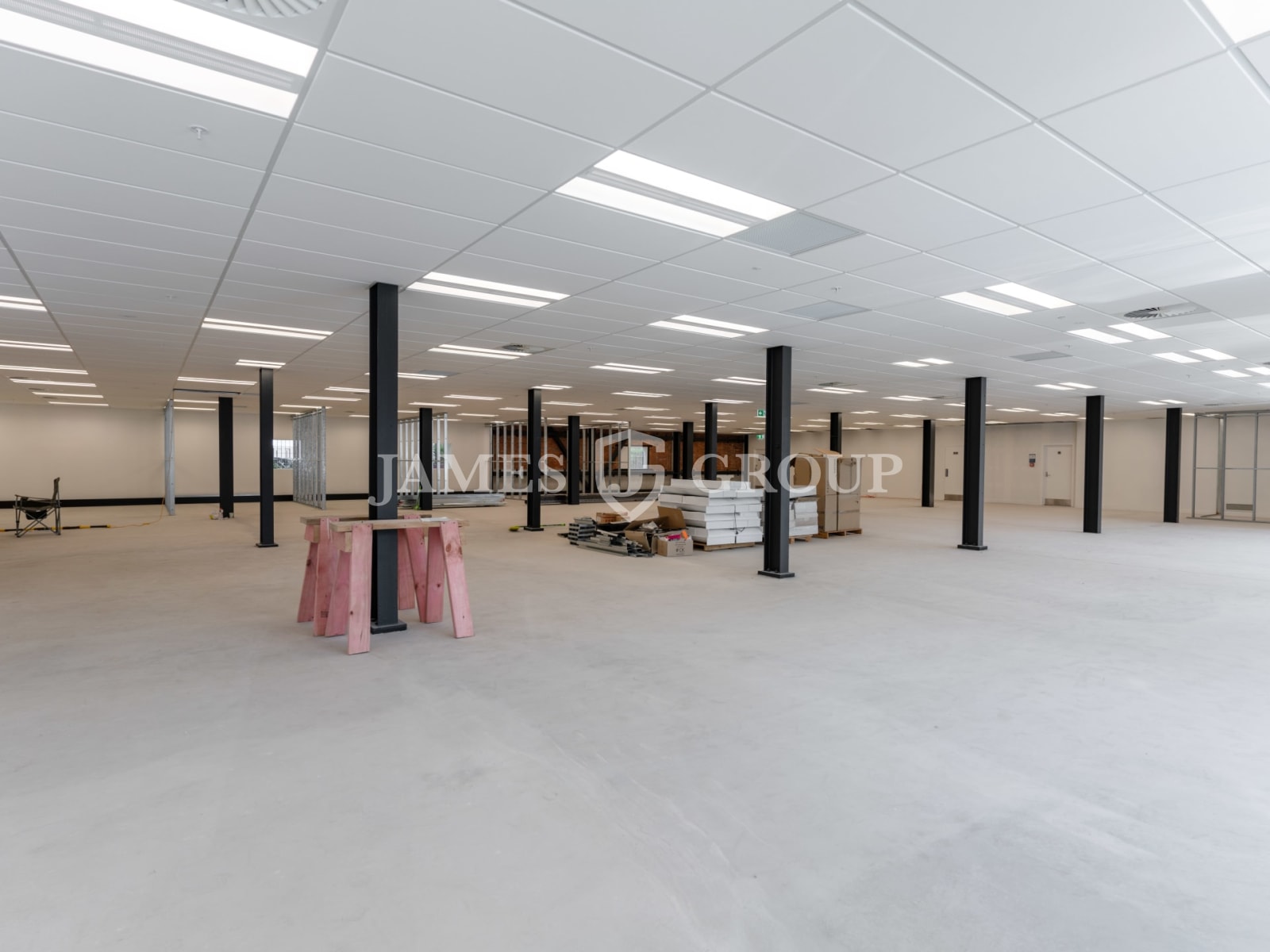 High Profile Character Office + Great Incentives