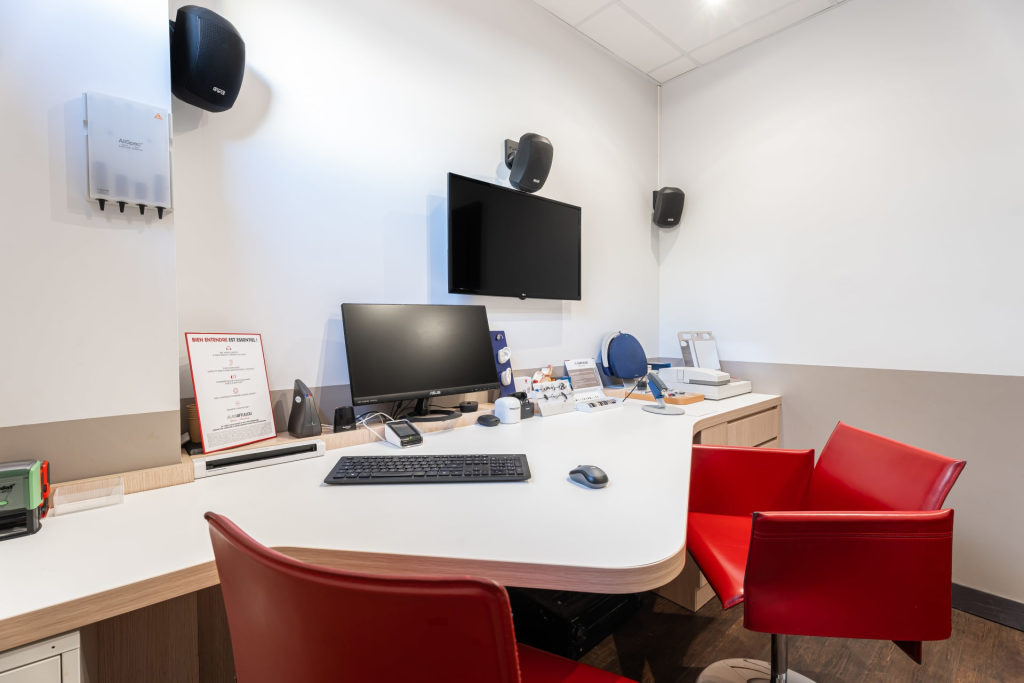 Magasin audioprothesiste 3 rue de l'Assemblée Nationale 56100 LORIENT intérieur