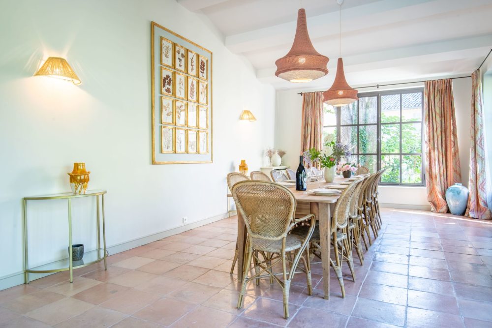 Photographs of Mas des Pierres villa in Provence - Image 18 of 60
