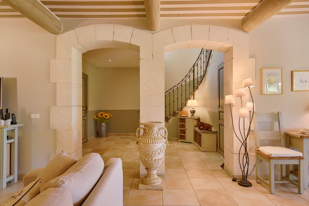 Photographs of Le Mas de la Route Neuve villa in Provence - Image 17 of 45