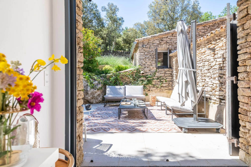 Photographs of Mas la Gineste villa in Provence - Image 9 of 46